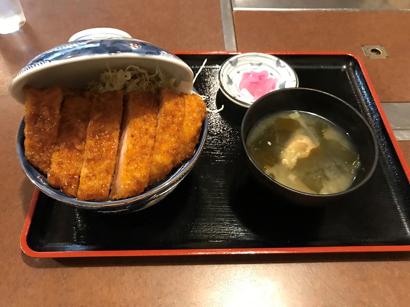 2023年4月15日（土）ソースかつ丼